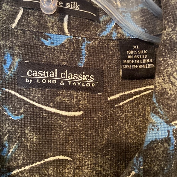 Men’s silk casual button down shirt - Picture 2 of 2